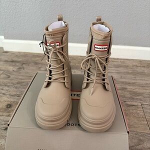 Hunter Kids' Stomper Lace-Up Boot size 5